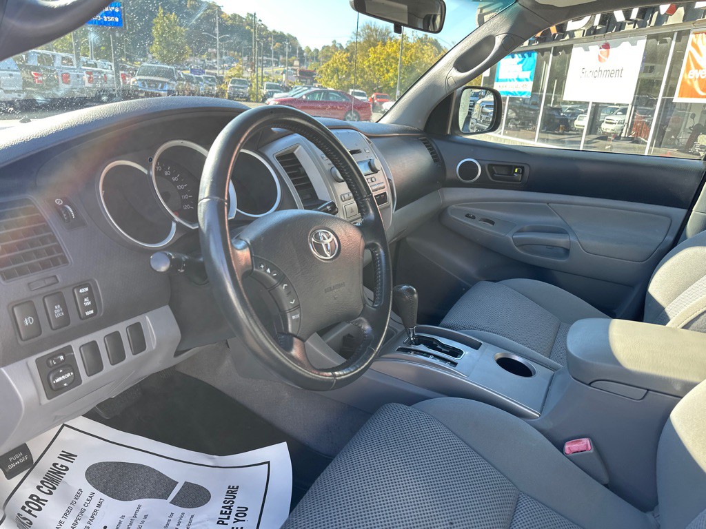 2006 Toyota Tacoma Image 14