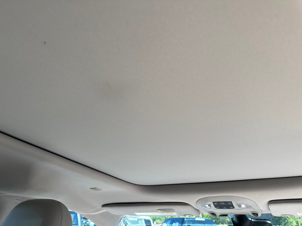 2017 Chrysler Pacifica Image 12