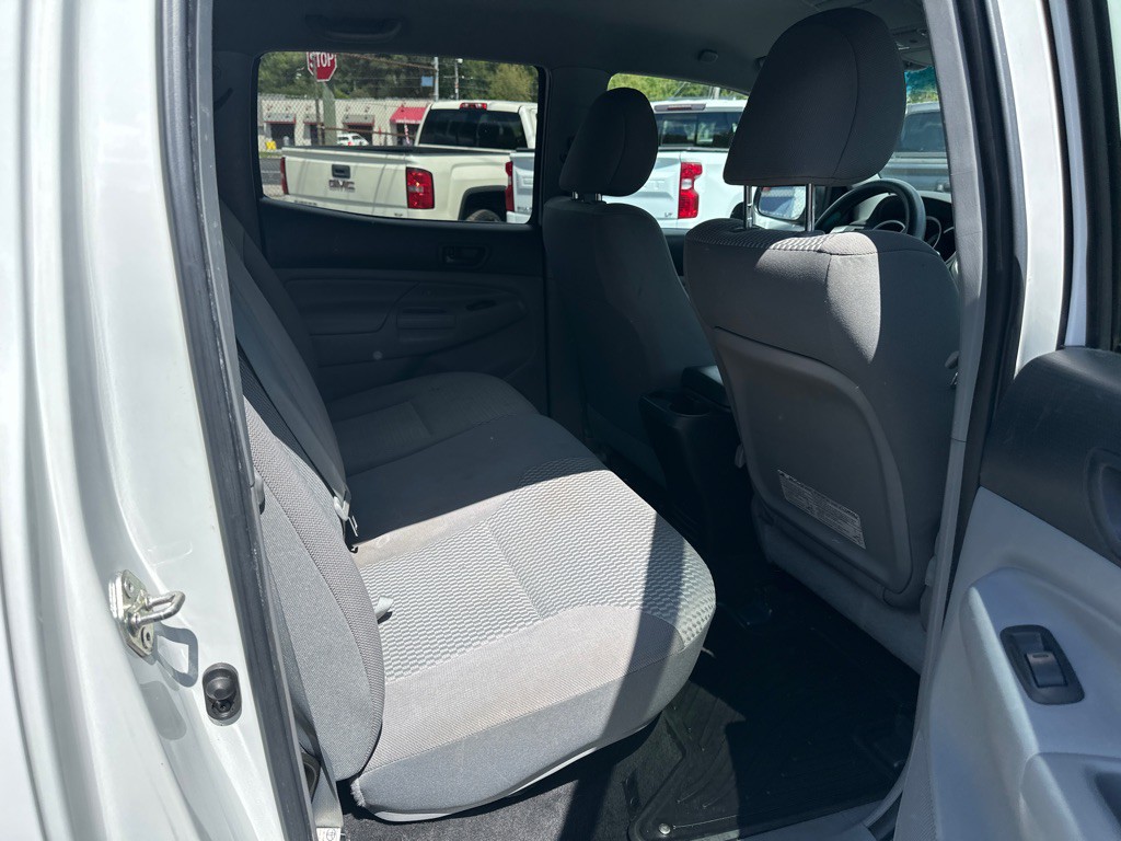 2014 Toyota Tacoma Image 8