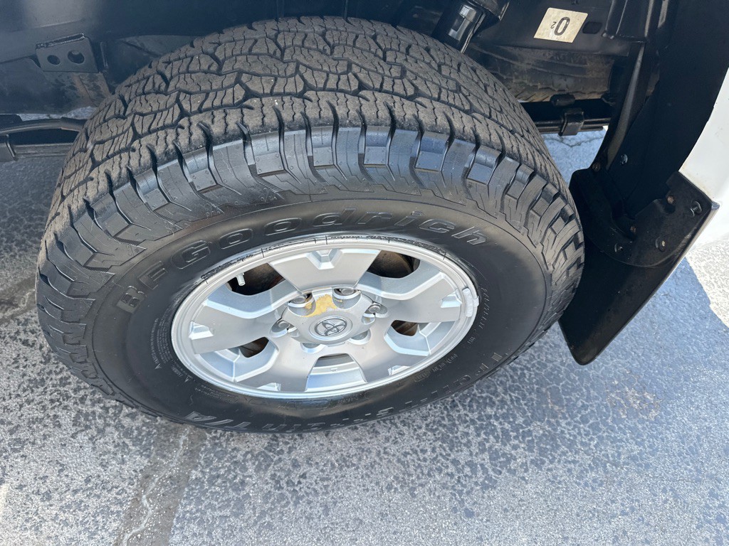 2014 Toyota Tacoma Image 11