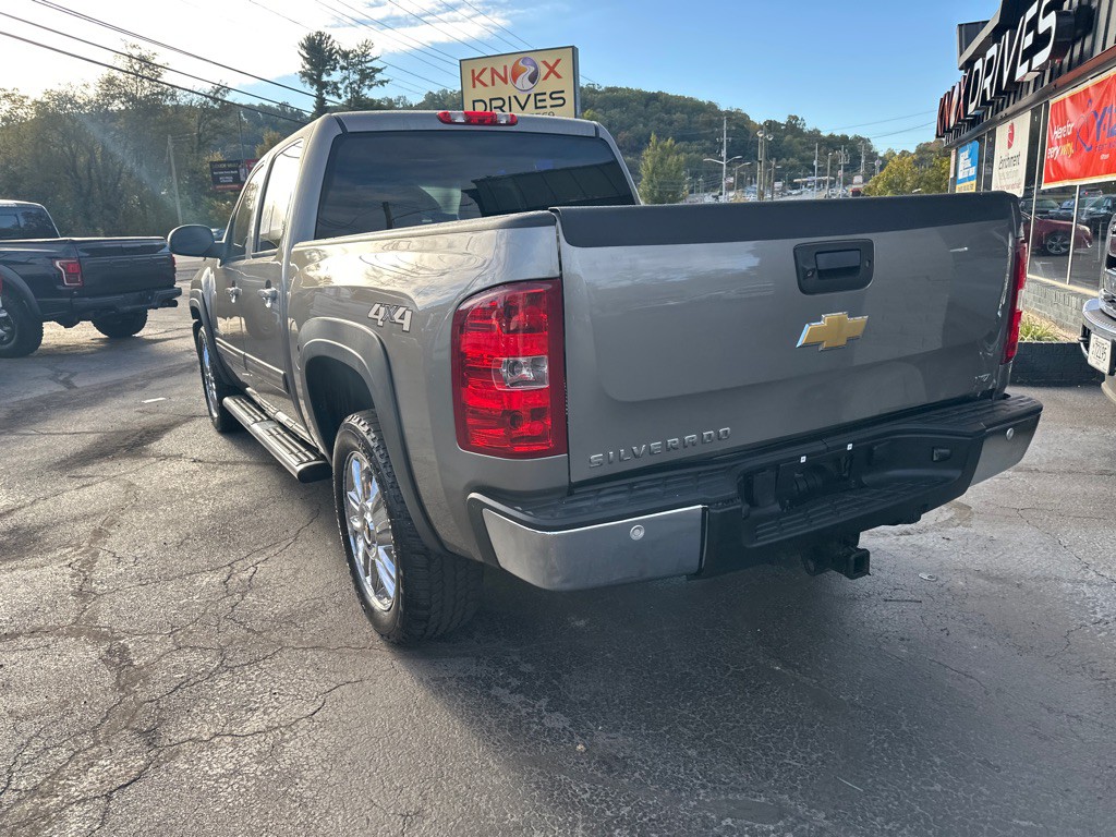 2013 Chevrolet Silverado 1500 Image 2