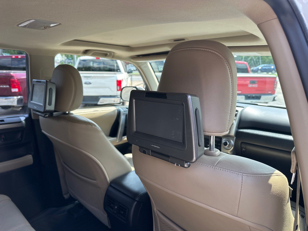 2013 Toyota 4Runner Image 12