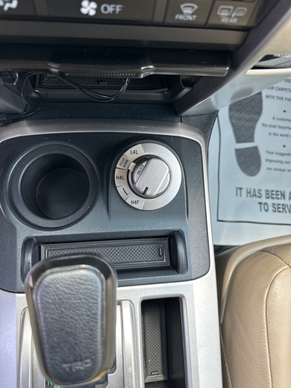 2013 Toyota 4Runner Image 21