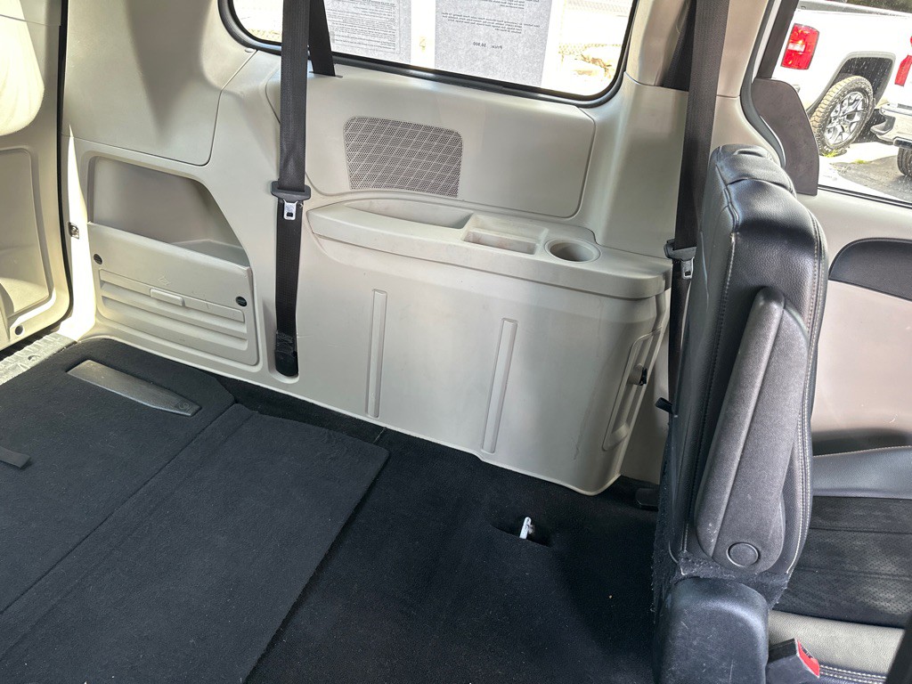 2017 Dodge Grand Caravan Image 10