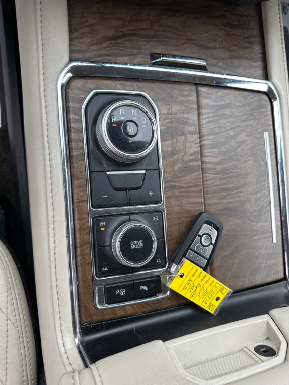 2020 Ford Expedition Image 16