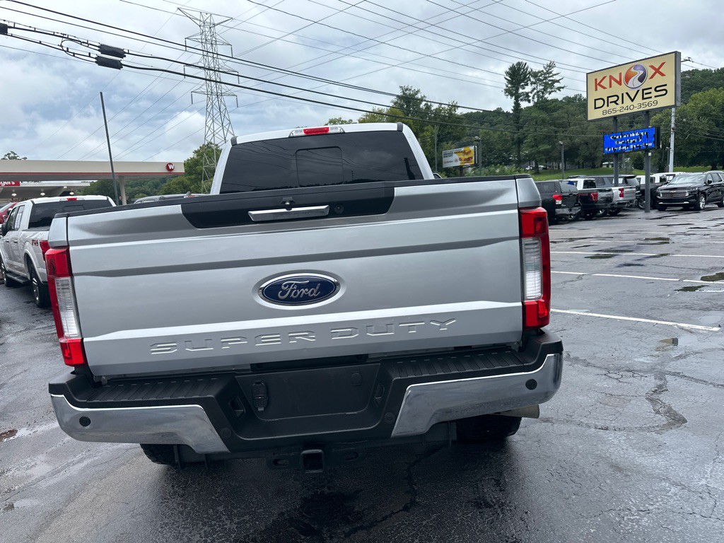 2019 Ford F-350 Image 3