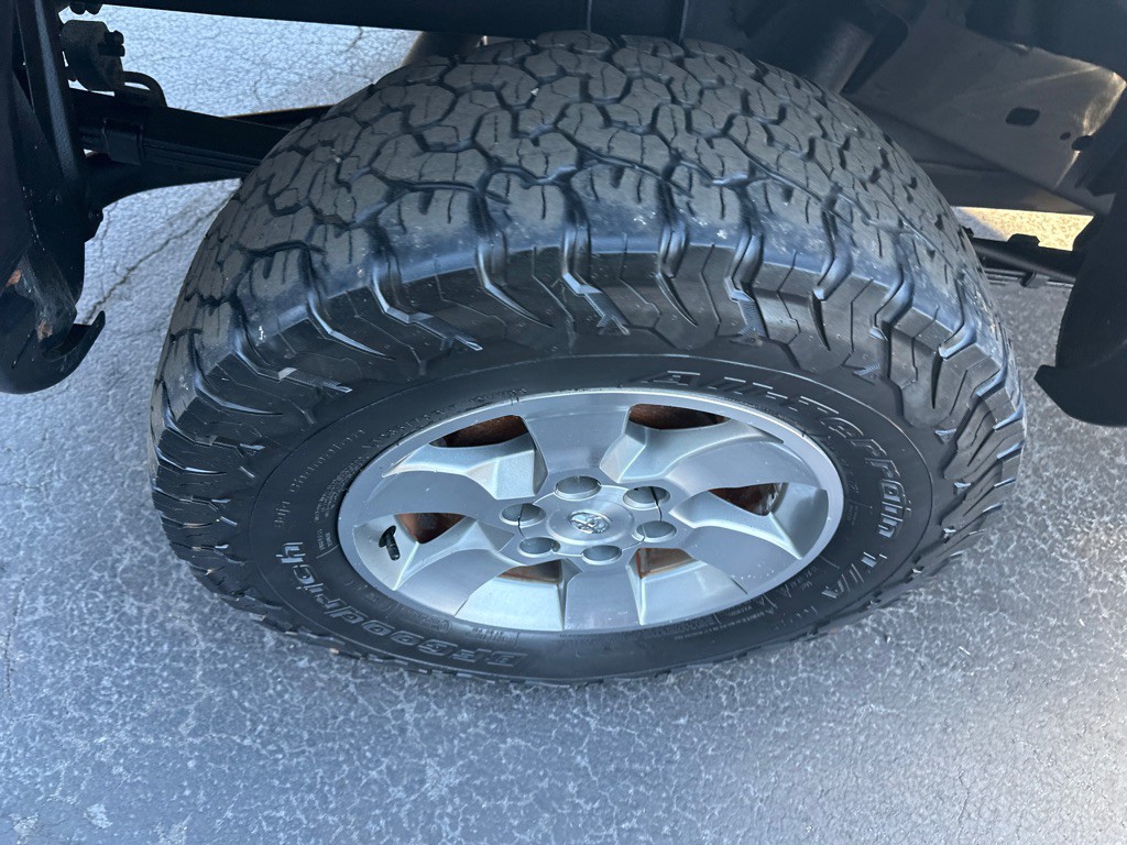 2014 Toyota Tacoma Image 9