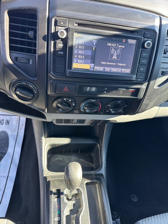 2014 Toyota Tacoma Image 15