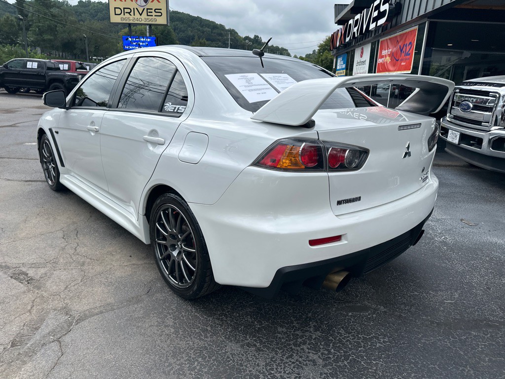 2015 Mitsubishi Lancer Image 2