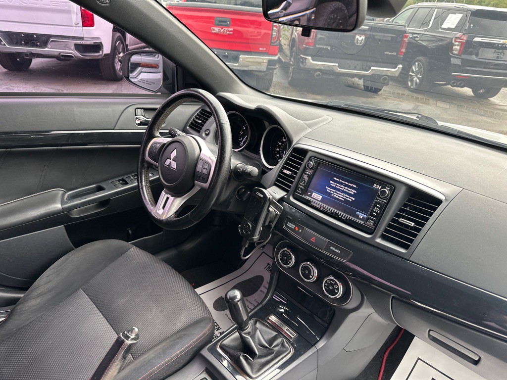2015 Mitsubishi Lancer Image 8