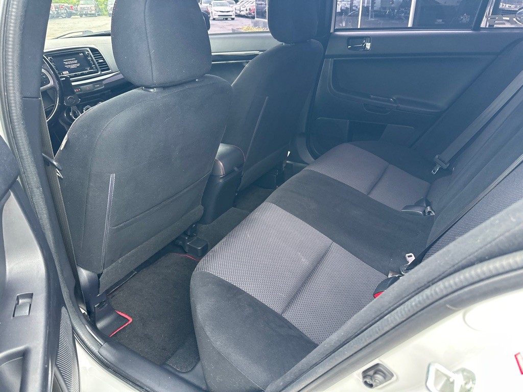 2015 Mitsubishi Lancer Image 12