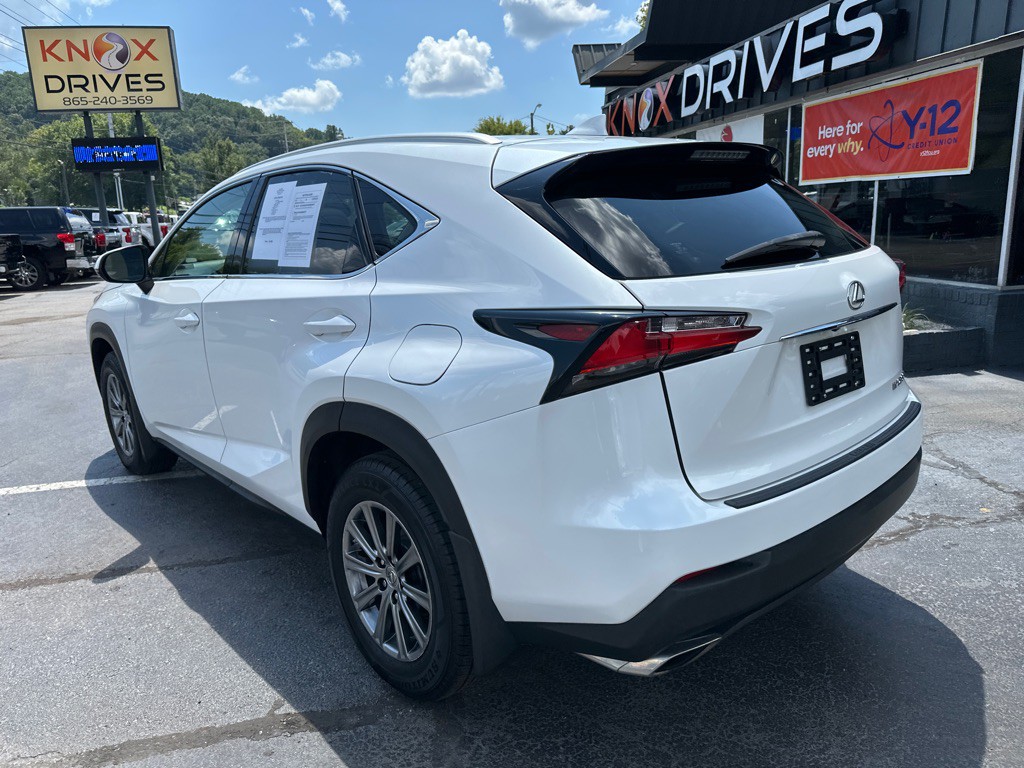 2016 Lexus NX Image 2