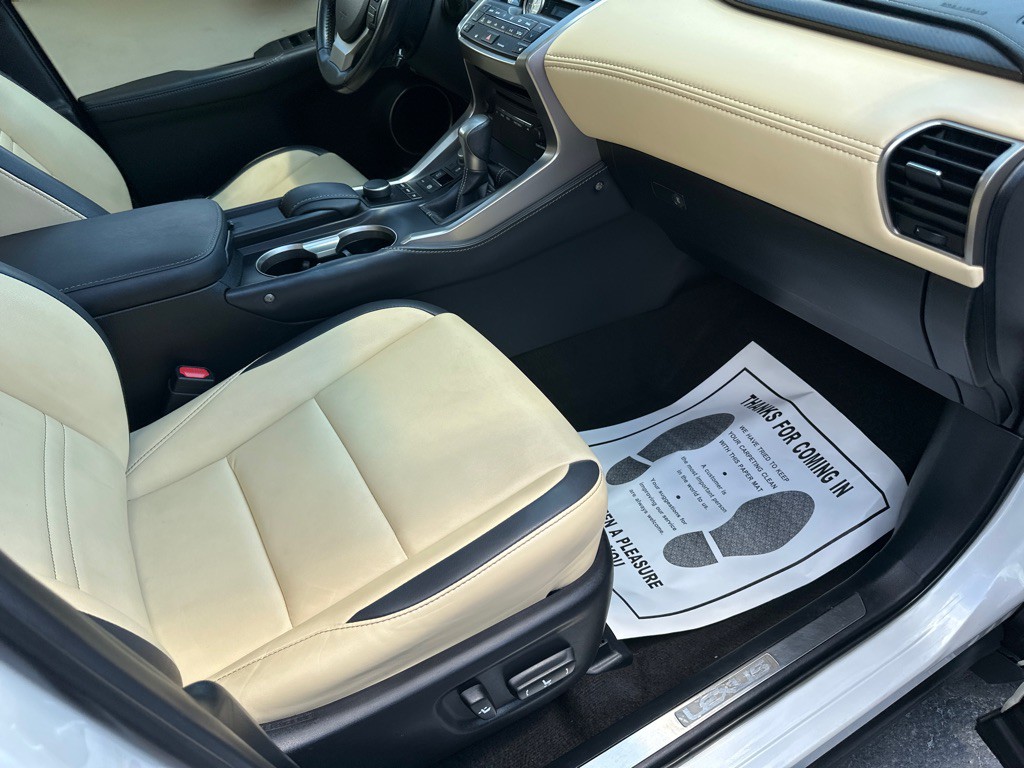 2016 Lexus NX Image 7