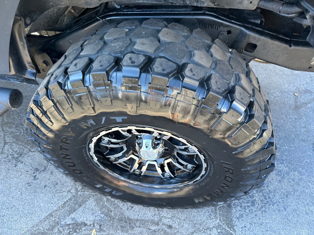 2010 Jeep Wrangler Unlimited Image 11