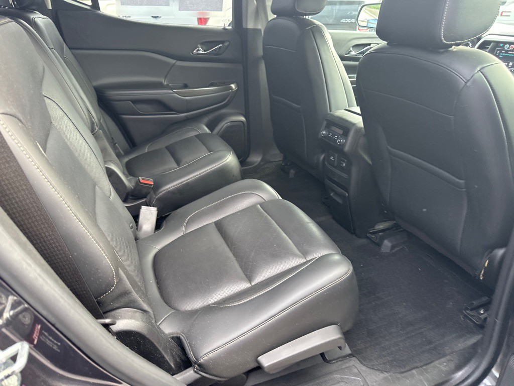 2017 GMC Acadia Image 9