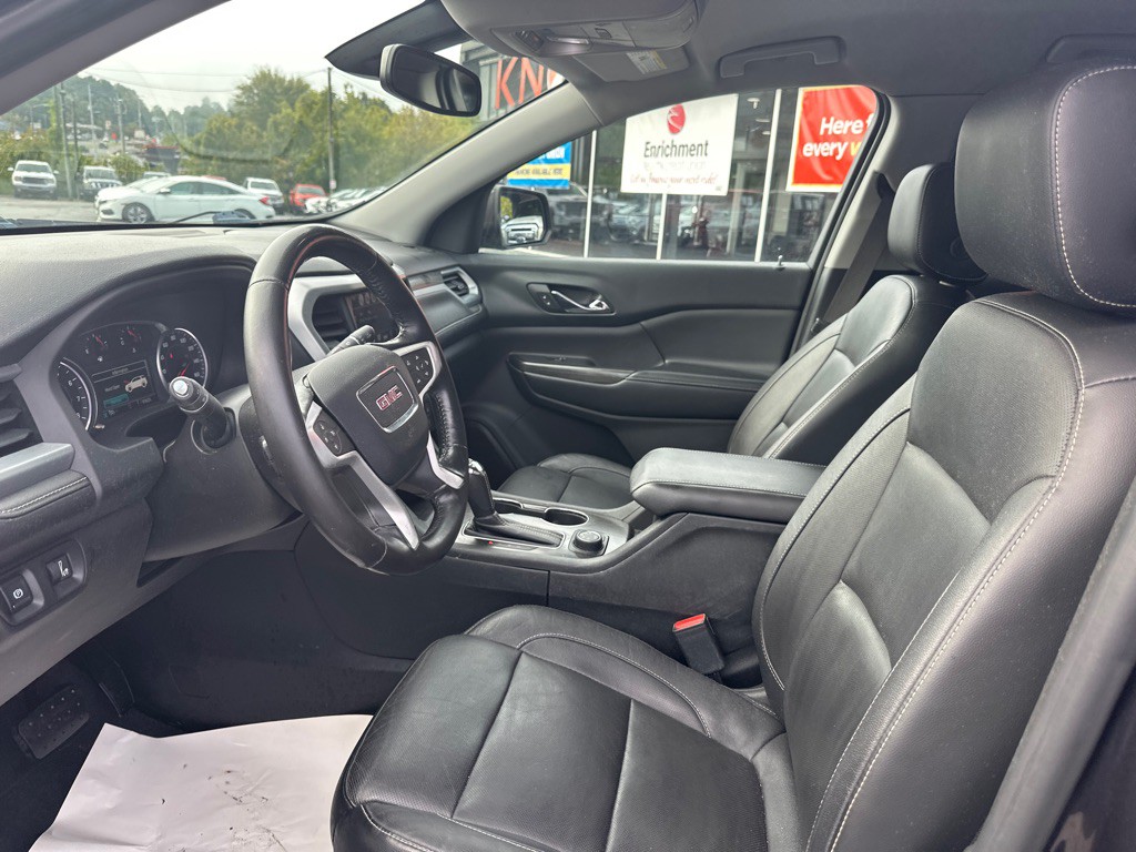 2017 GMC Acadia Image 18
