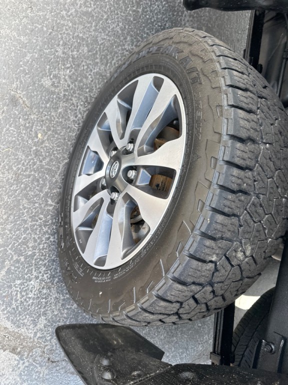 2019 Toyota Tundra Image 12