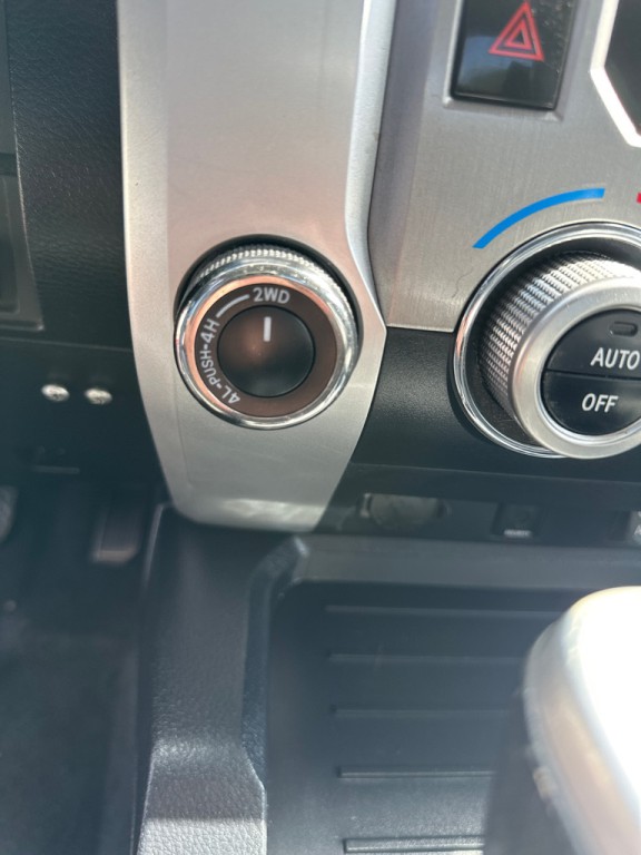 2019 Toyota Tundra Image 16