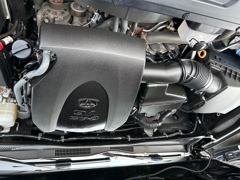 2018 Toyota Tacoma Image 21