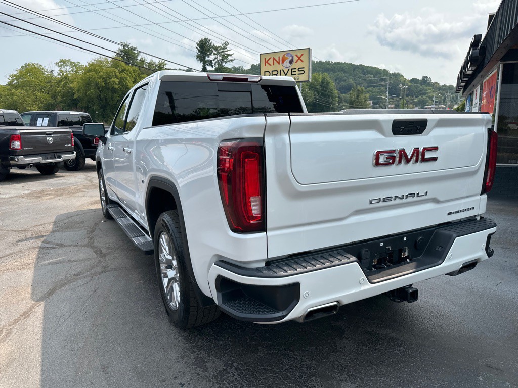 2021 GMC Sierra Image 2