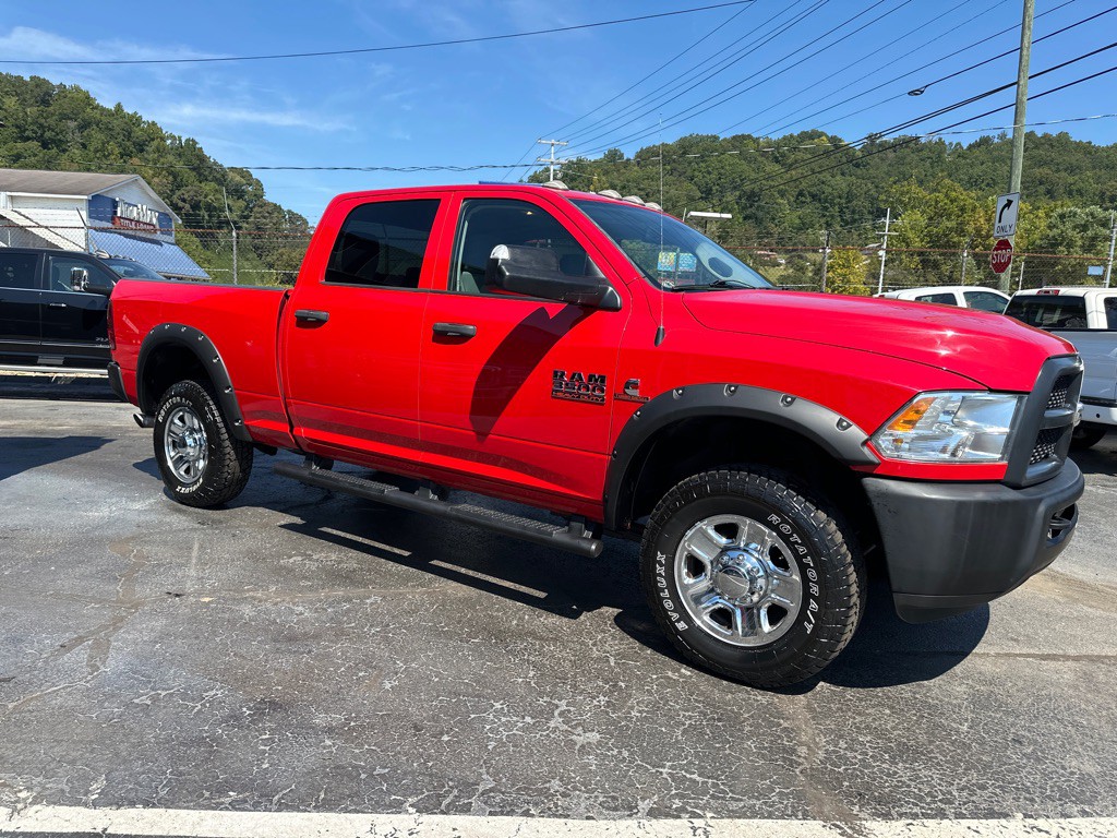 2017 RAM 3500 Image 4