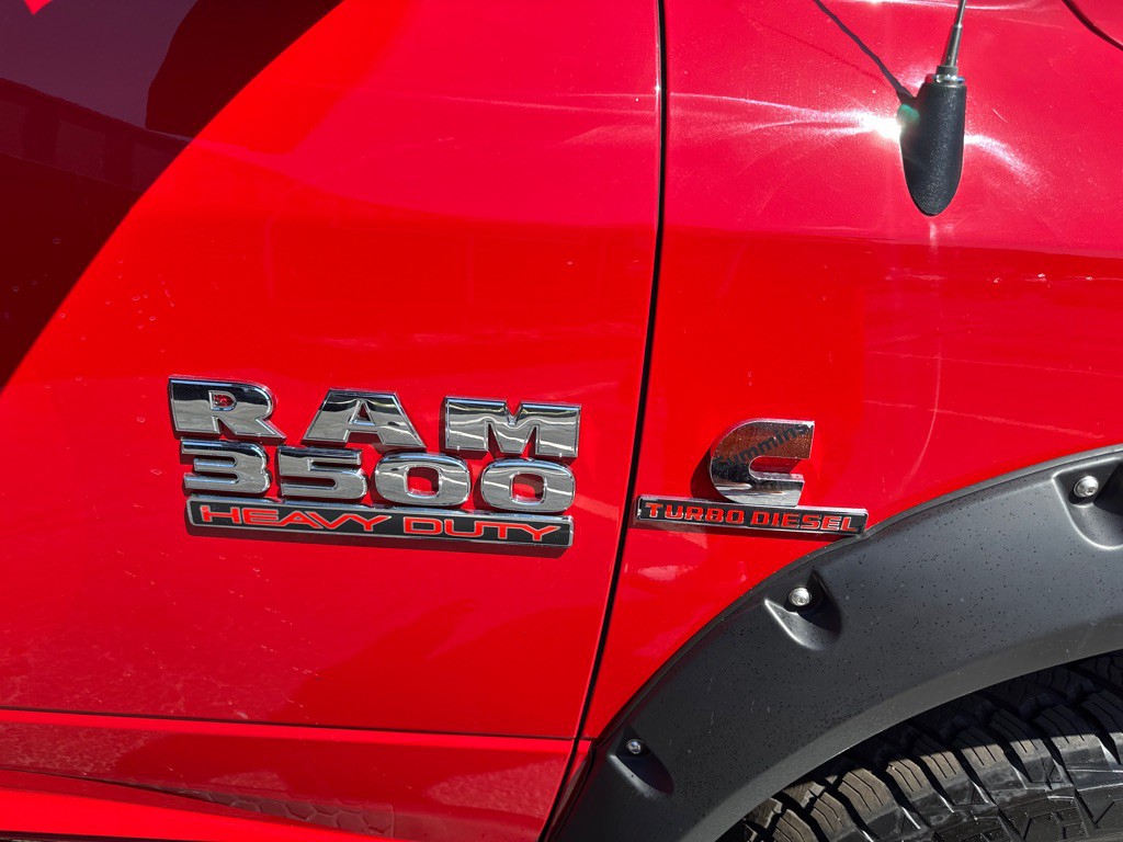 2017 RAM 3500 Image 7