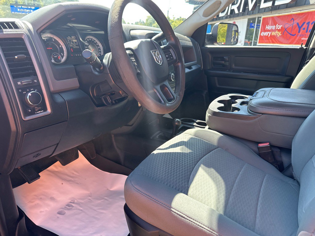 2017 RAM 3500 Image 14