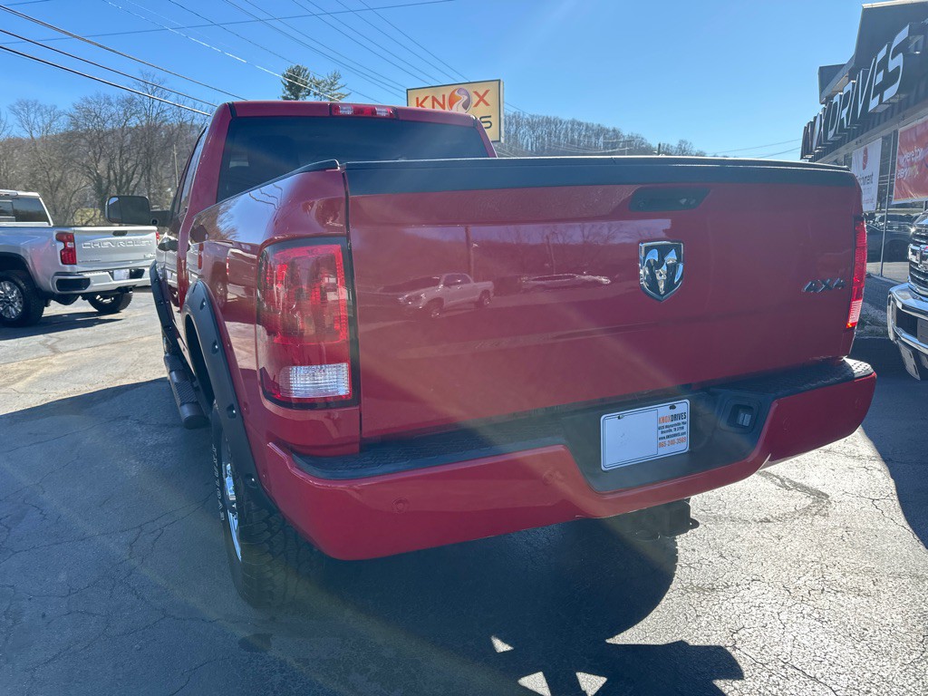 2017 RAM 3500 Image 2