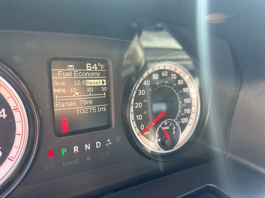 2017 RAM 3500 Image 15