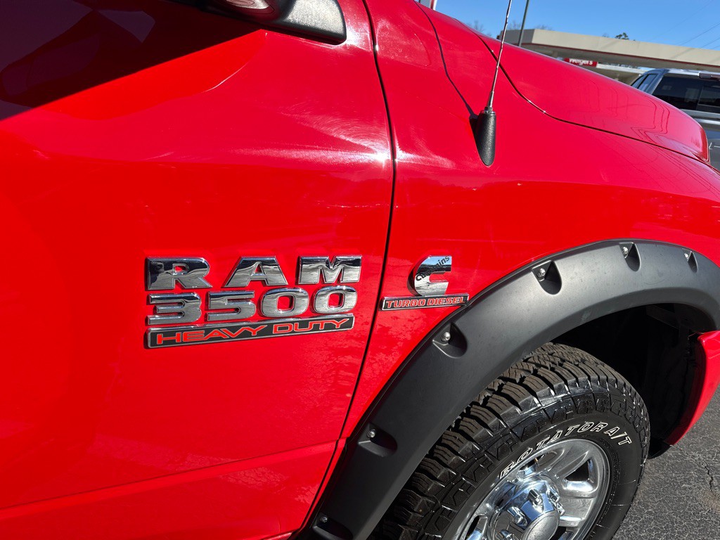 2017 RAM 3500 Image 19
