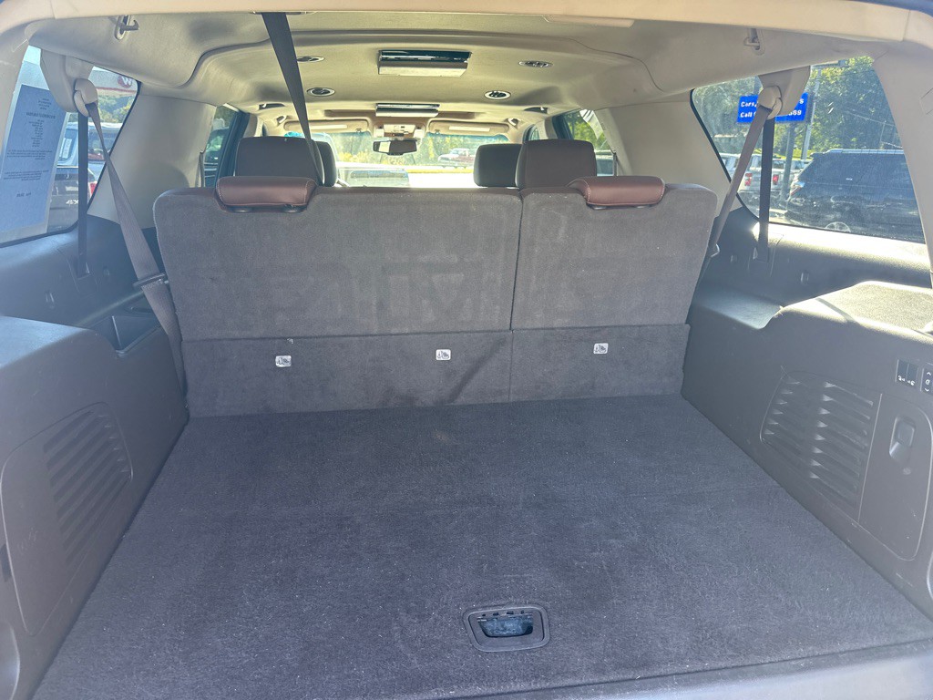 2018 Chevrolet Suburban Image 17