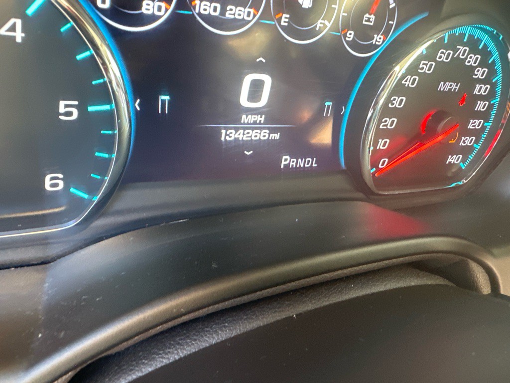 2018 Chevrolet Suburban Image 21