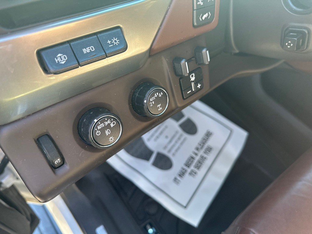 2018 Chevrolet Suburban Image 22