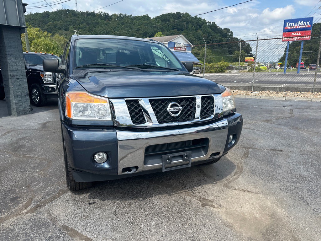 2015 Nissan Titan Image 5