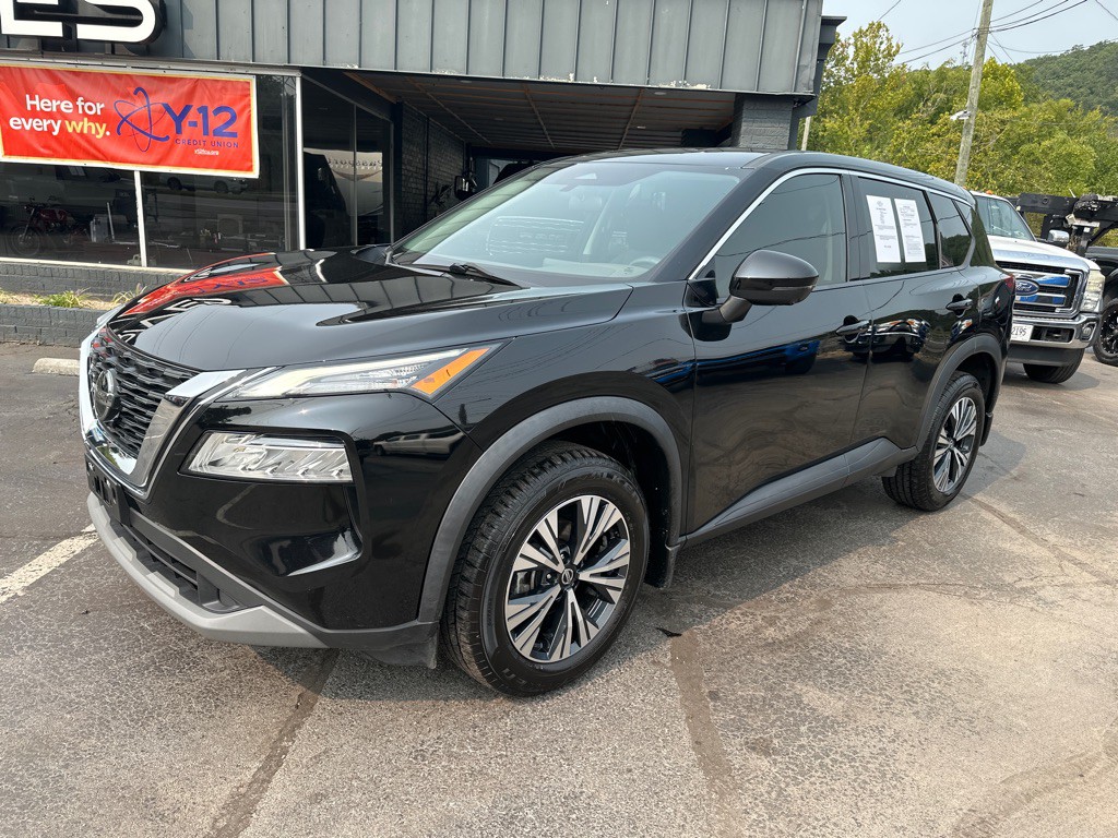 2021 Nissan Rogue Image 1