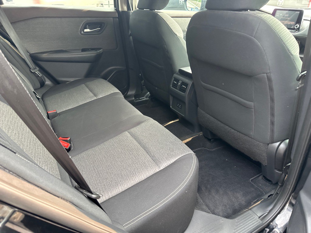 2021 Nissan Rogue Image 10