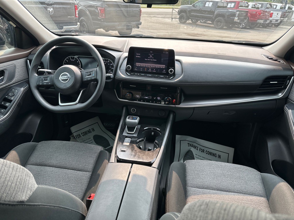 2021 Nissan Rogue Image 11