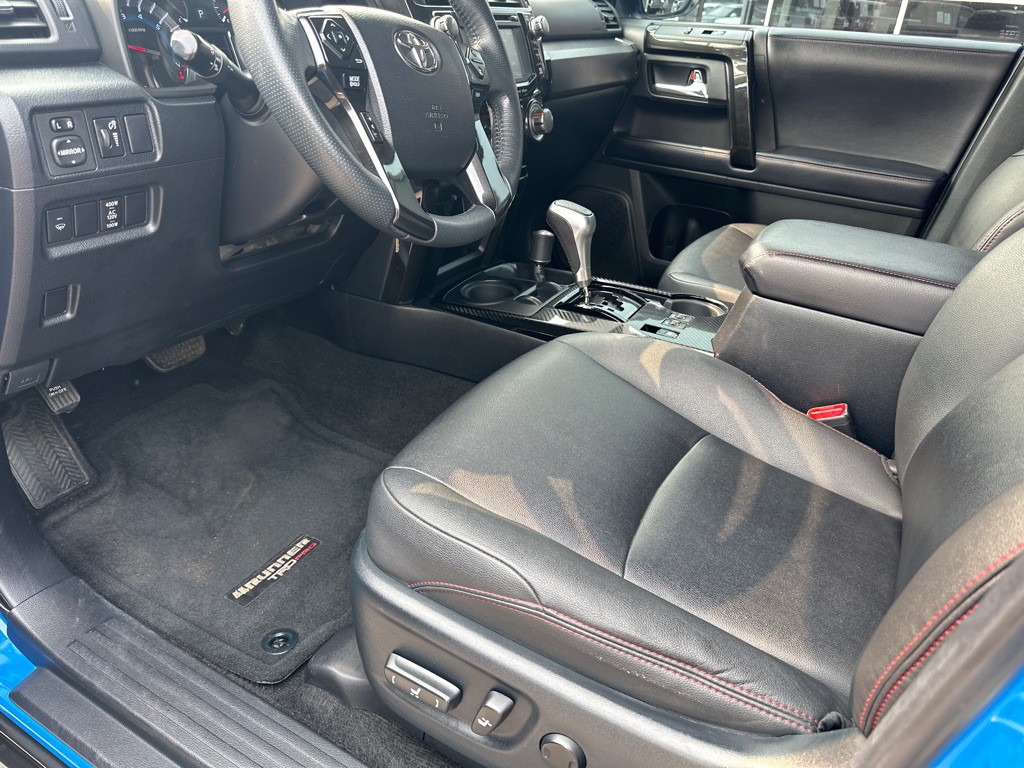 2019 Toyota 4Runner Image 17