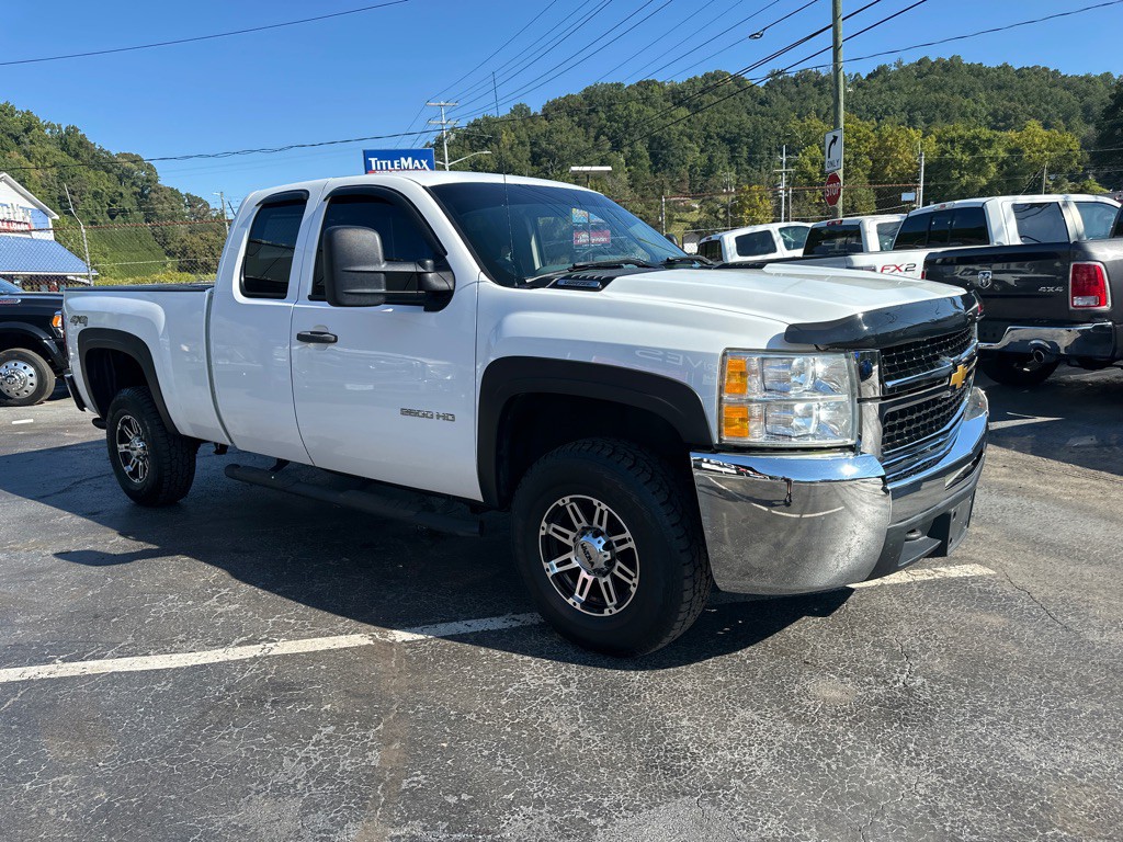 2010 Chevrolet Silverado 1500 Image 4