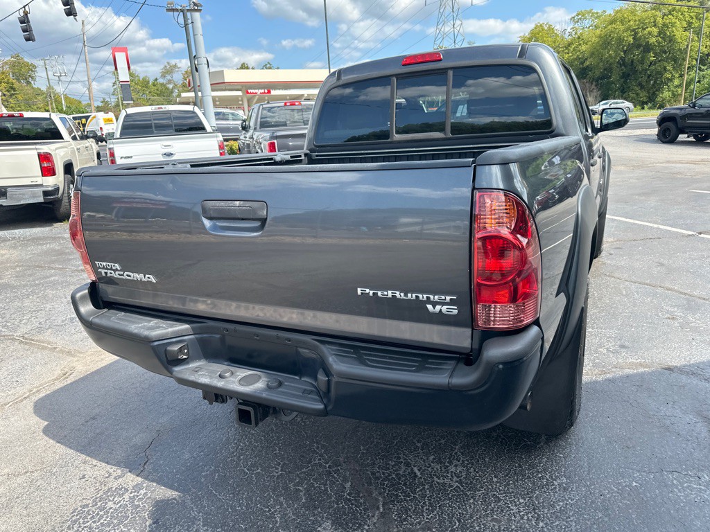 2015 Toyota Tacoma Image 3