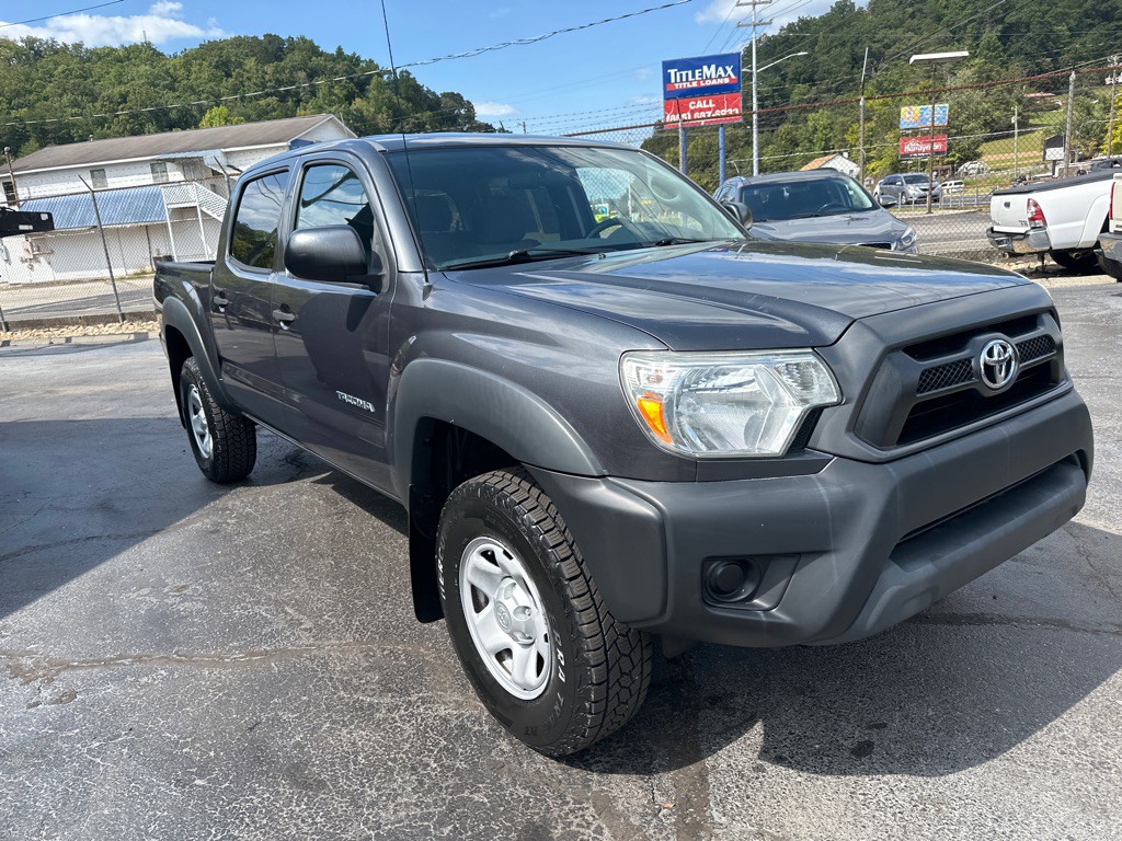 2015 Toyota Tacoma Image 4