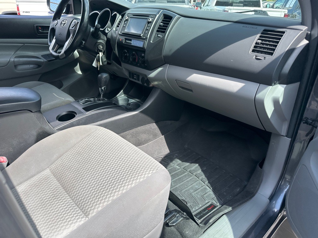 2015 Toyota Tacoma Image 7