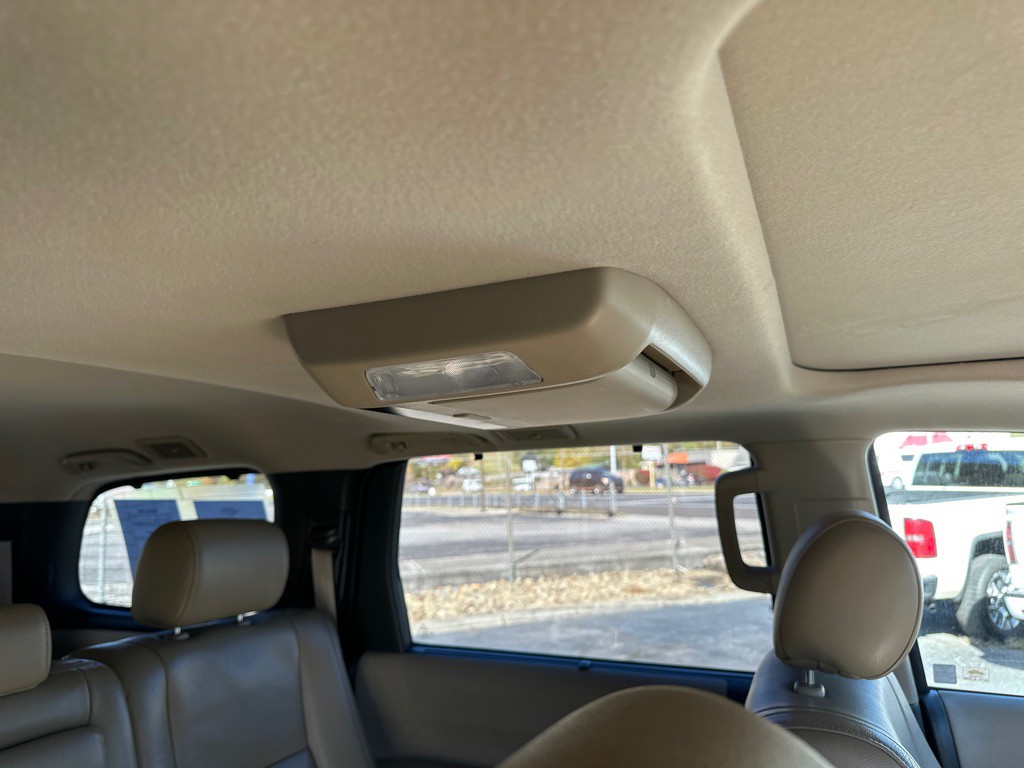 2010 Toyota Sequoia Image 9
