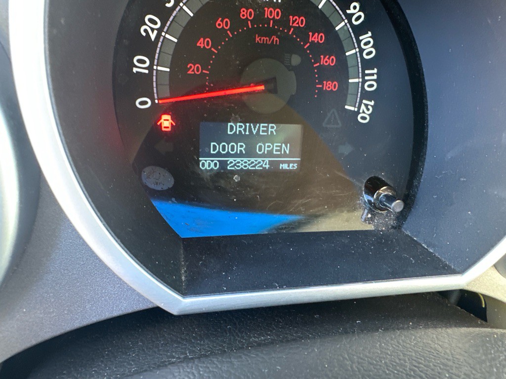 2010 Toyota Sequoia Image 17