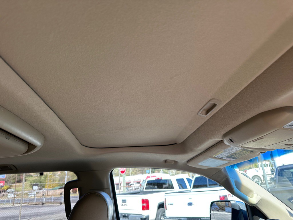 2010 Toyota Sequoia Image 9