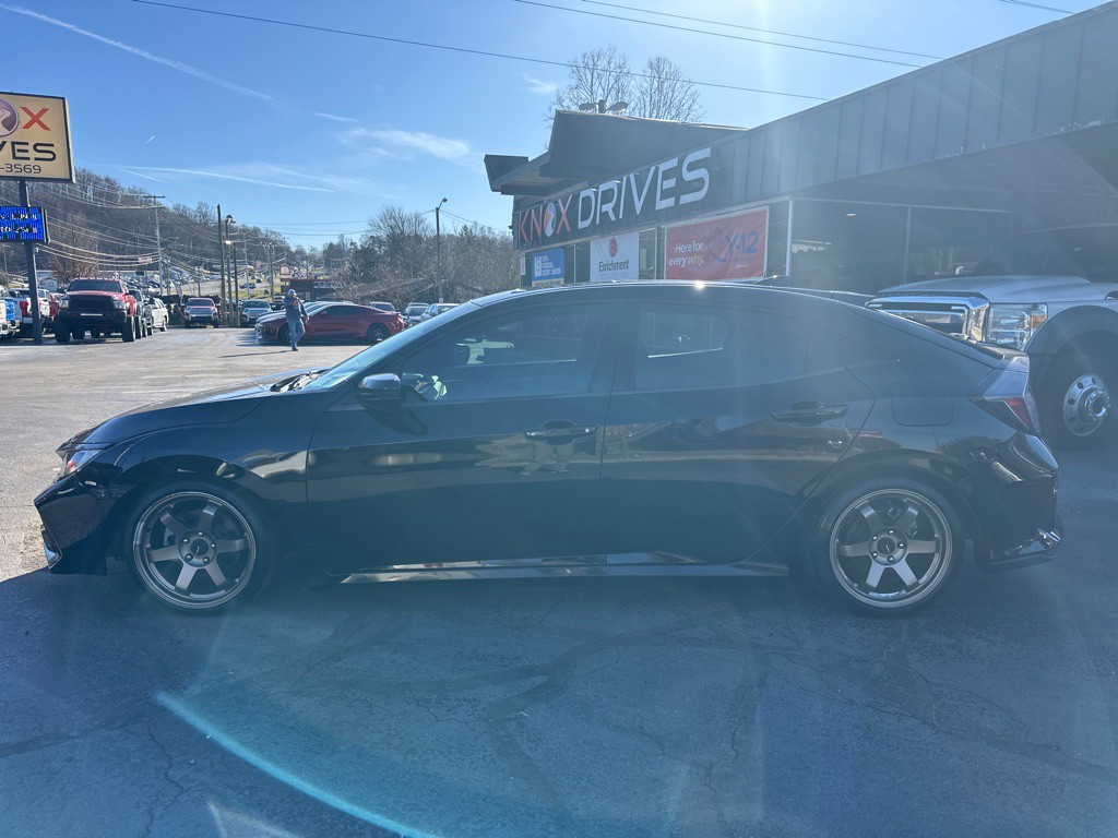 2017 Honda Civic Image 2