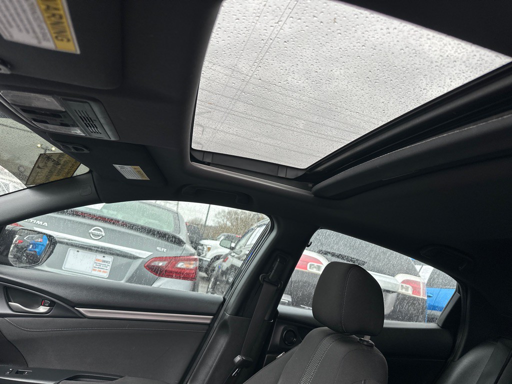 2017 Honda Civic Image 7