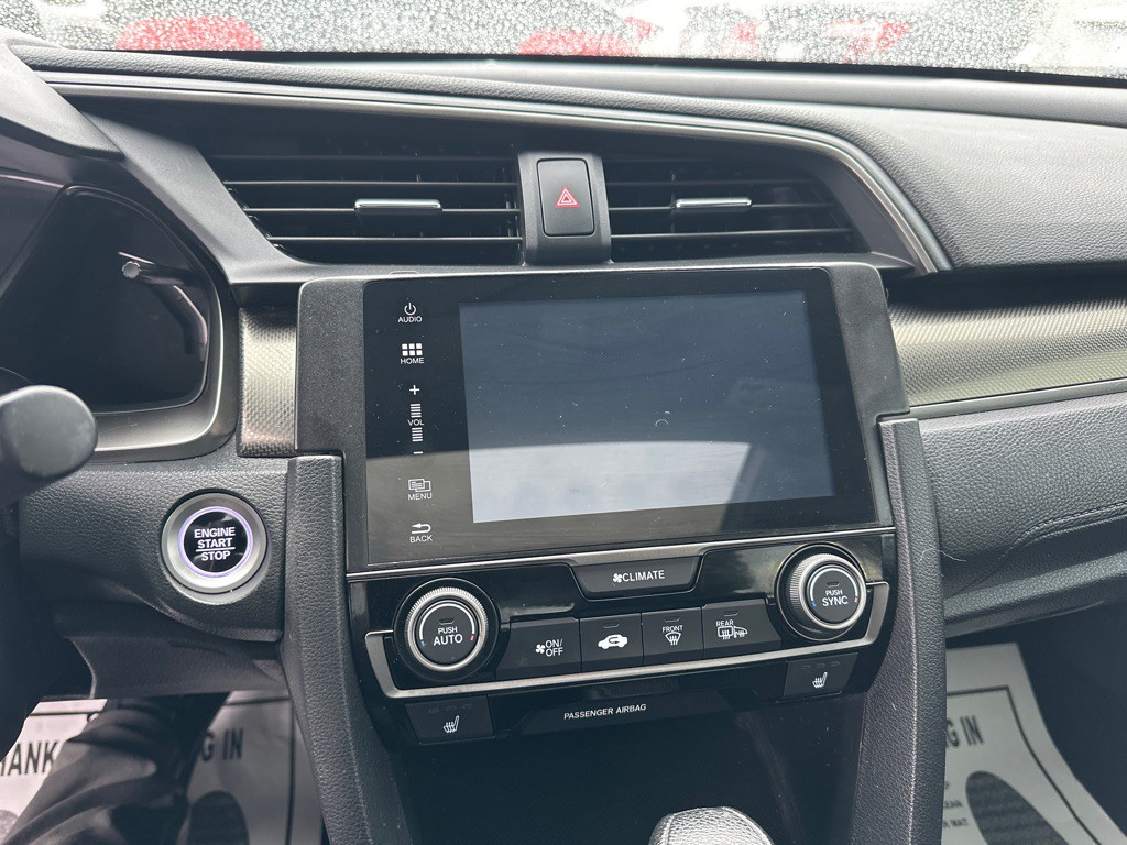 2017 Honda Civic Image 12