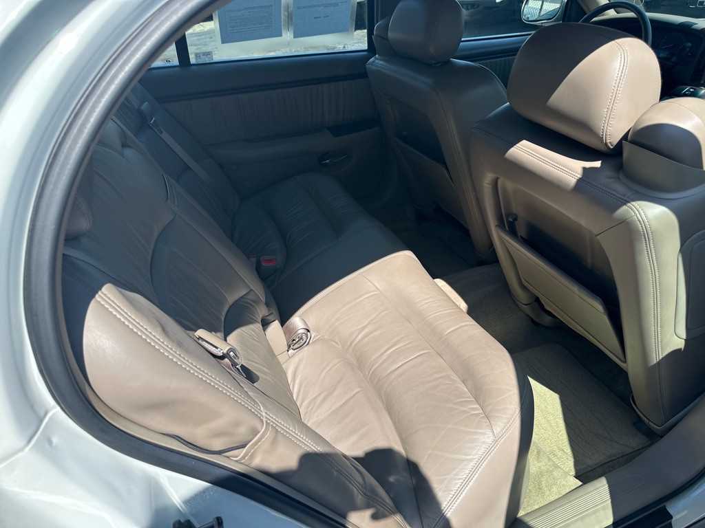 2000 Buick Park Avenue Image 10