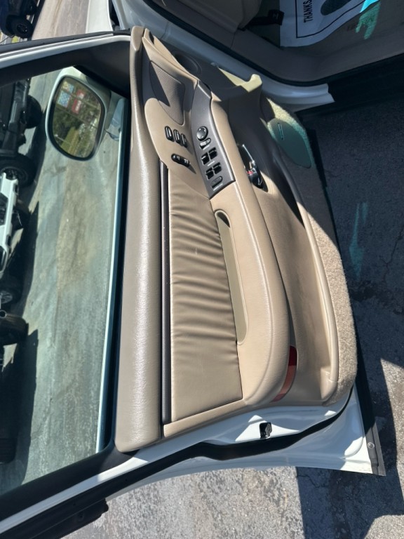 2000 Buick Park Avenue Image 16